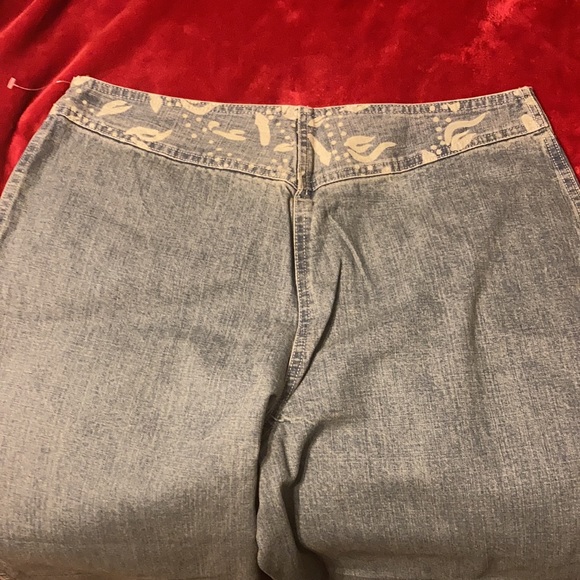 Cool button fly printed light denim jeans NWOT - Picture 4 of 6